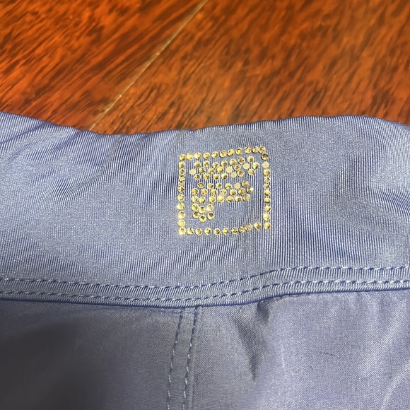 FILA tennis shorts in mint condition in kids size 12-14 - Picture 3 of 4